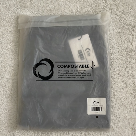 Zyia Green Camo Unwind Jogger, Medium (6-8) - Picture 7 of 16